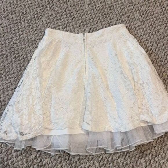 City Triangles Women's Floral Print Lace Overlay A-Line Mini Skirt White‎ Size 5 - Picture 9 of 10